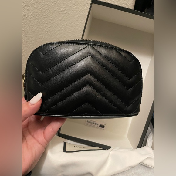 100% Authentic Gucci Marmont Cosmetic bag - Picture 4 of 9